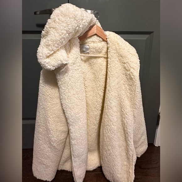 Oversized Cream Teddy Jacket (Urban Outfitters) (M/L) - Picture 7 of 9